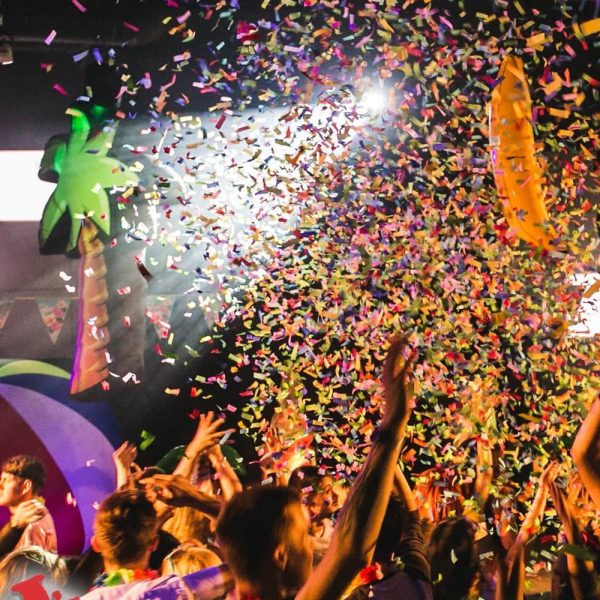 2 x PARTY ON THE BEACH TICKETS! | + INSTANT WINS!