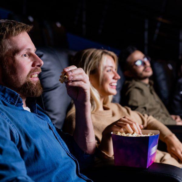 CINEMA BUNDLE! | 2 x Tickets, Bag of Popcorn & A bottle of Drink!